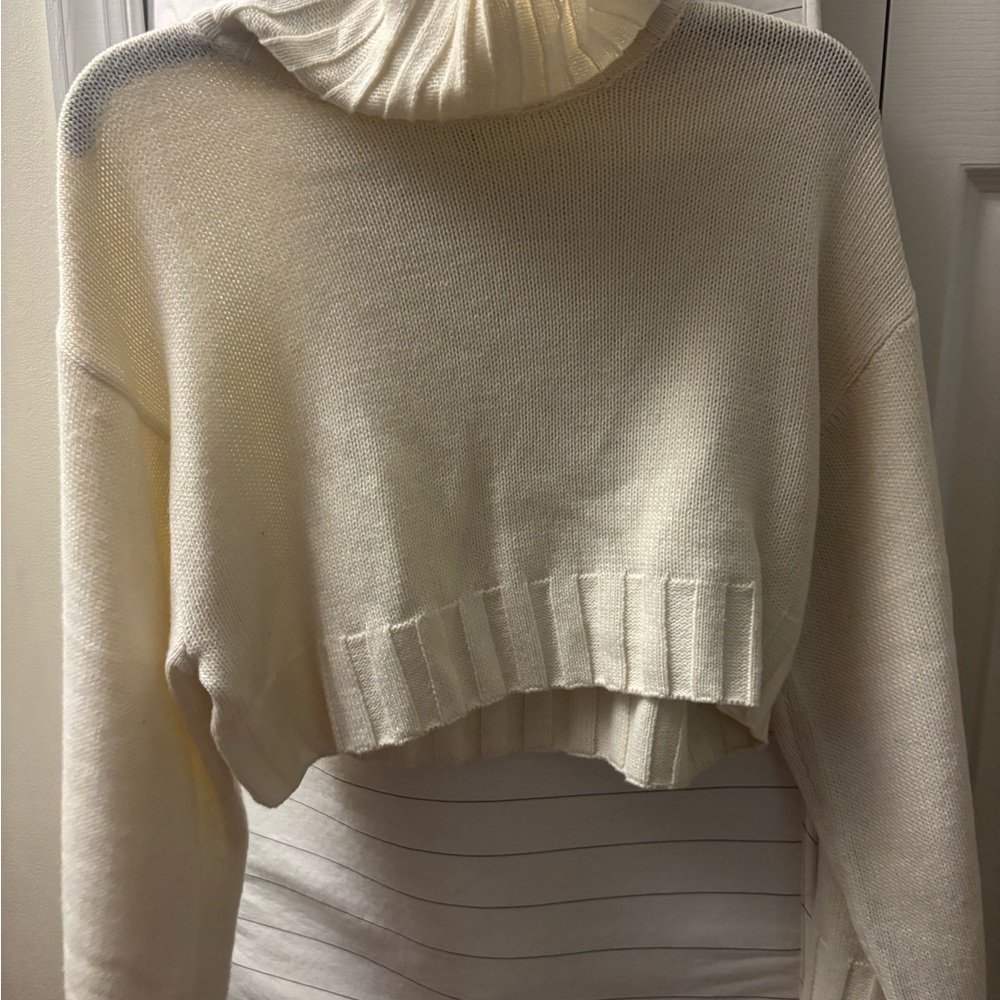 H&M Cropped Cream Cowl Neck Sweater